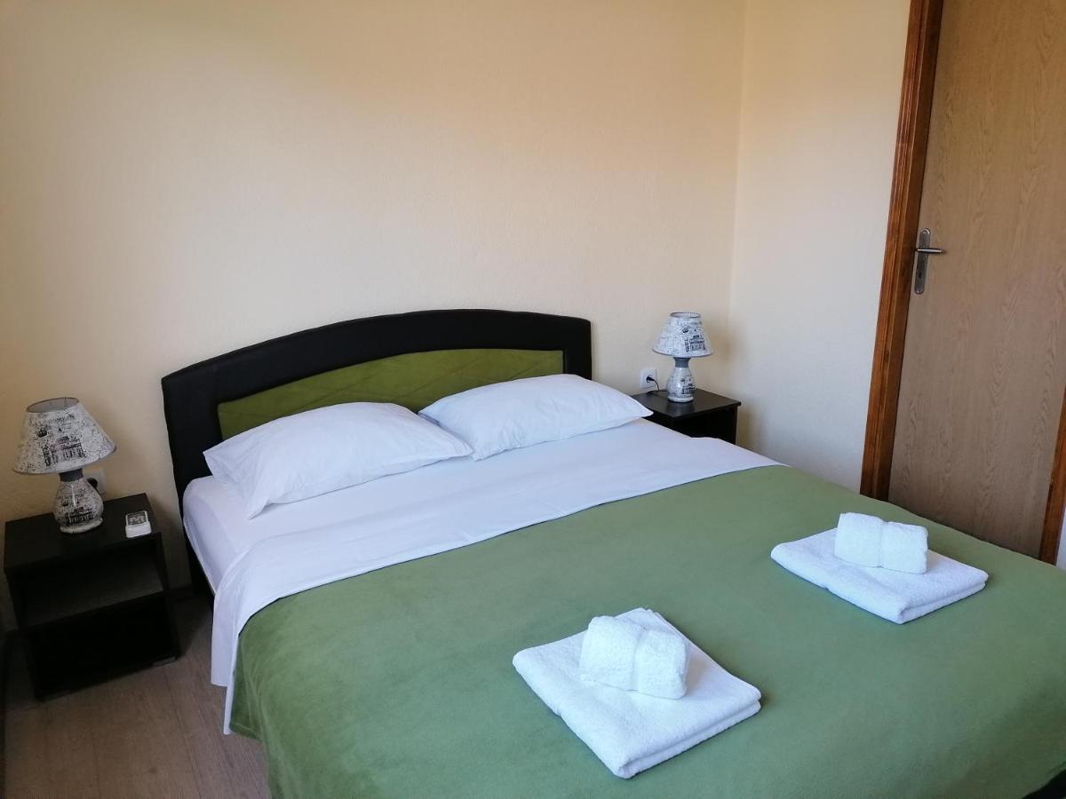 Apartmani Sara Trebinje Exterior foto