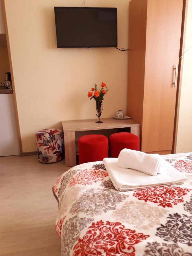 Apartmani Sara Trebinje Exterior foto